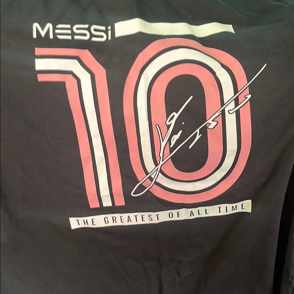 NEW NEVER WORN Messi Collection TShirt size Lg